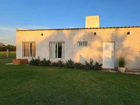 Casa en Colonia Benitez - B° Los Hornos