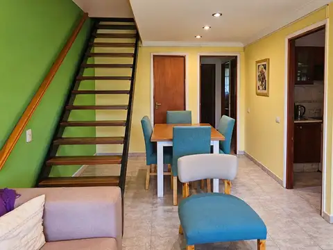Depto Tipo Casa 4 ambientes con 1 baño