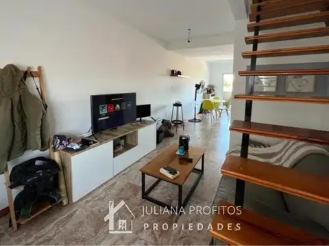 Departamento en Venta en Bernal Oeste, USD 79.000