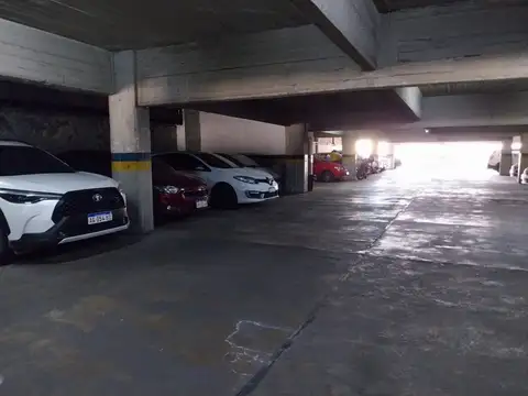 Cochera en Venta Cubierta