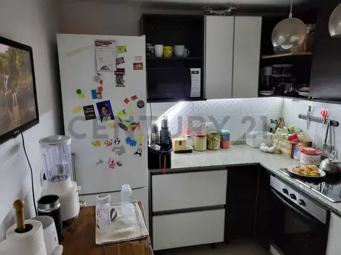 Departamento 4 ambientes con 3 baños