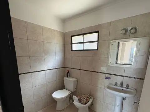 Casa en Venta - Con Patio - 2 Dormitorios