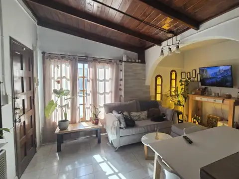 Depto Tipo Casa en Venta de 2 dormitorios