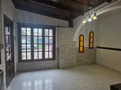 Depto Tipo Casa en Venta de 3 ambientes
