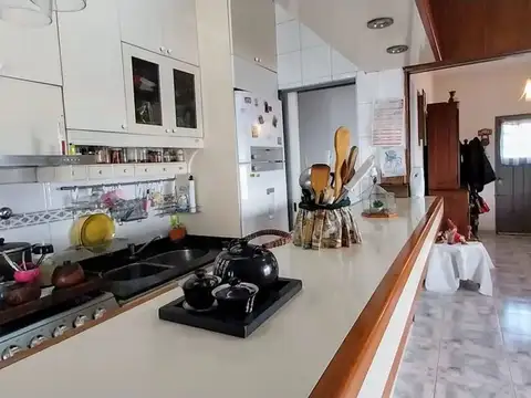 VENTA CASA PASO DEL REY 3 DORM APTA CREDITO