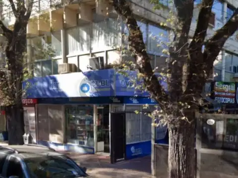 MARTIN Y OMAR 100, Piso 0