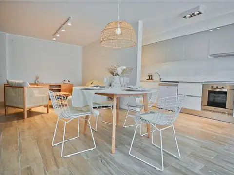 VENTA- Departamento, 2 Dormitorios, Opción Cochera - Amenities Premium - Abasto, Rosario