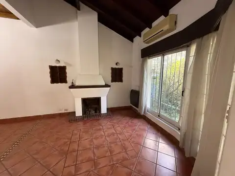Depto Tipo Casa en Venta 41 años