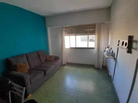 Departamento en Alquiler en Constitución, $ 650.000