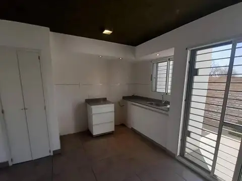 Casa en Alquiler en Ricardone, $ 600.000