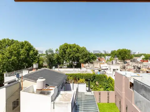 Almafuerte 1900, Piso 2