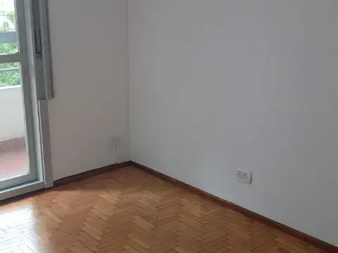 Departamento 4 ambientes con 3 baños