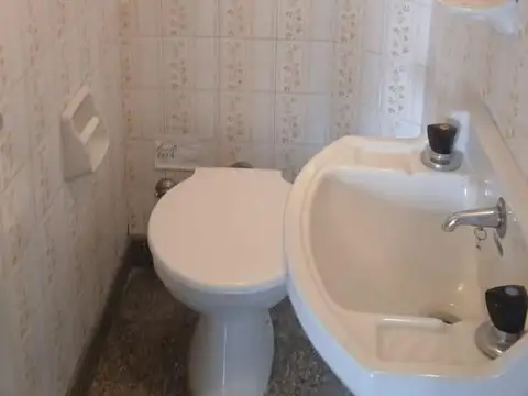 Mitre 200. Amplio departamento de 3 dormitorios