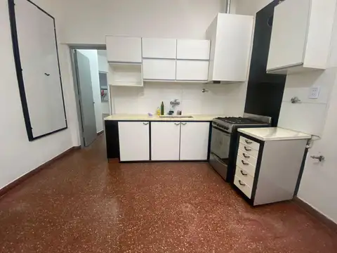 Casa 3 ambientes en Boedo