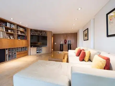 Departamento en Venta de 6 ambientes