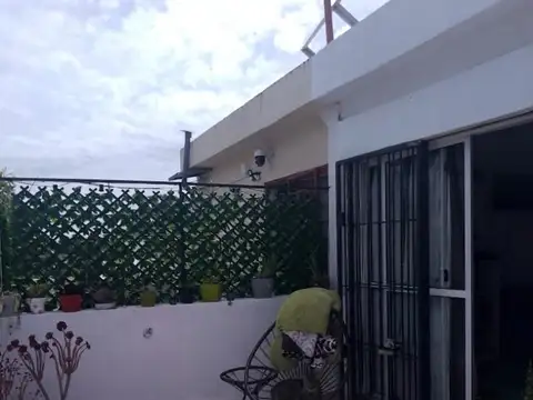 Depto Tipo Casa en Venta de 2 ambientes