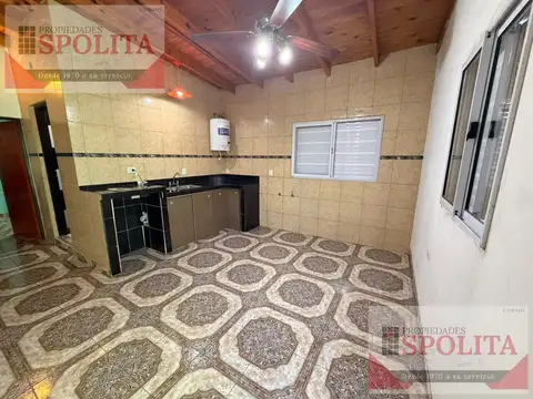 Departamento de dos ambientes en alquiler en Jose León Suarez