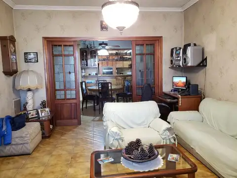Casa en Venta en Lomas De Zamora, USD 180.000
