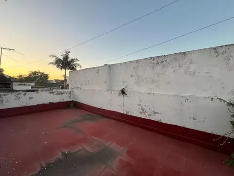 Depto Tipo Casa en Venta con 1 cocheras