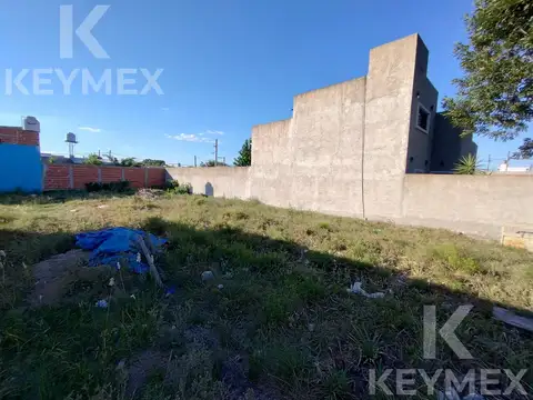 Terreno en Venta 30  mts Fondo