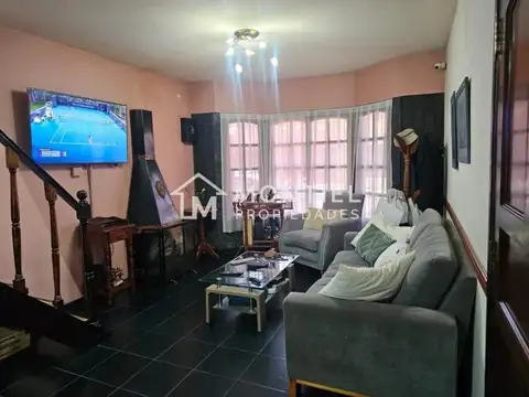 Casa en Venta con 1 cochera