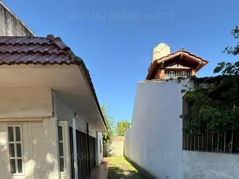 Casa - Venta - Argentina, Ezeiza - RAMOS MEJIA 583