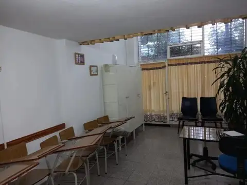 Local en Alquiler 56 años