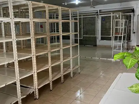 Local en Venta Via Pública