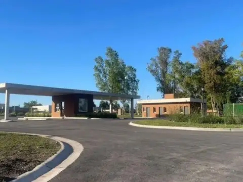 VENTA CASA A ESTRENAR BARRIO SANTA SOFIA PILAR