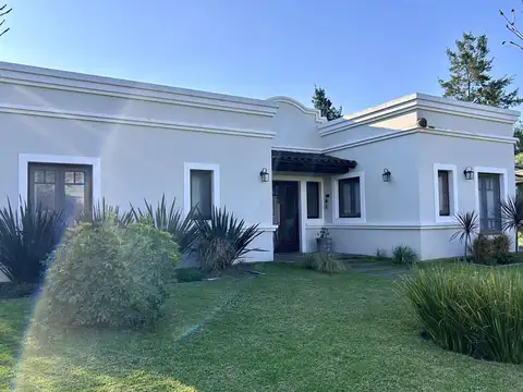 ENERO -  Casa en  Alquiler Temporal en Santa Bárbara