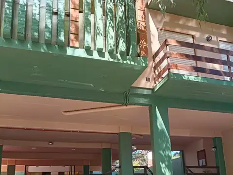 La Rioja 2200, Piso 1