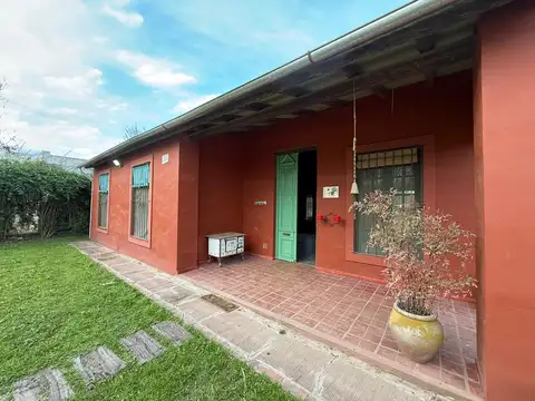 Areco - Alquiler casa 2 hab pileta