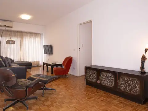 Av Las Heras 2200, Piso 5