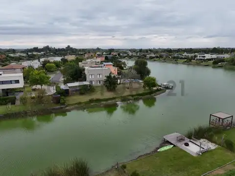 Lote en venta AL AGUA en Barrio San Benito - 995 m²