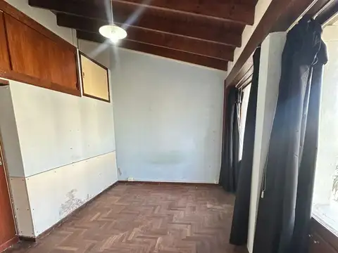 Depto Tipo Casa en Alquiler con 1 cocheras