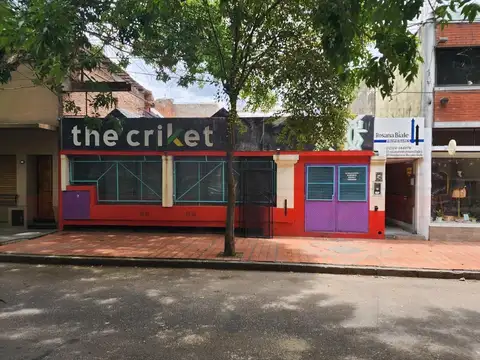 LOCAL EN VENTA DE 320 M² EN EL CENTRO DE MERCEDES