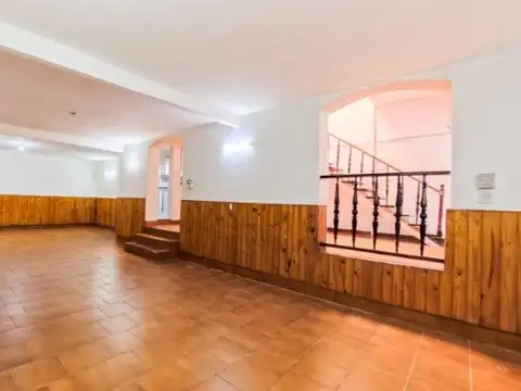 Depto Tipo Casa en Venta en Balvanera, USD 145.000