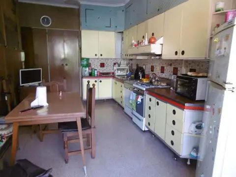 Depto Tipo Casa en Venta con 1 cocheras