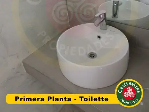 DEPARTAMENTOS, 2 Y 3 AMBIENTES - SIN EXPENSAS - COCHERAS - PATIOS Y BALCONES - MUY BUENA UBICACIÓN !