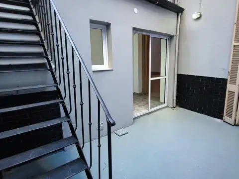 Depto Tipo Casa en Venta en Centro, USD 79.000