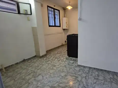 Depto Tipo Casa en Venta 40 años