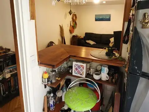 Dos ambientes en Flores- Primer Piso por escalera