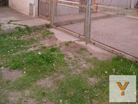 Casa en venta - 3 Dormitorios 2 Baños - Galpón - 203Mts2 - Santa Clara del Mar