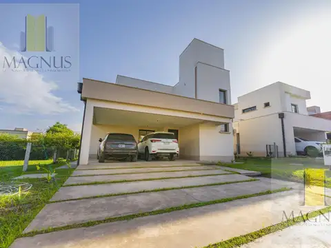 Casa a estrenar en barrio privado ALTO VERDE 3
