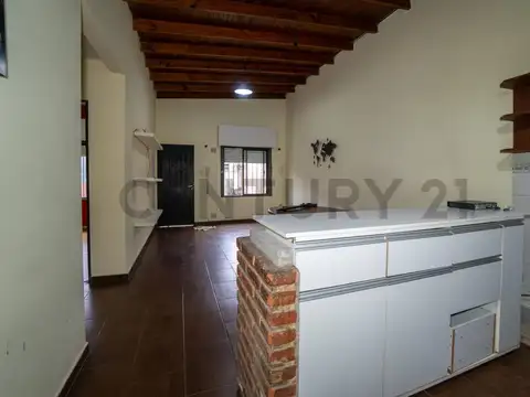 Calle 8 entre 515 y 516 , Piso 0