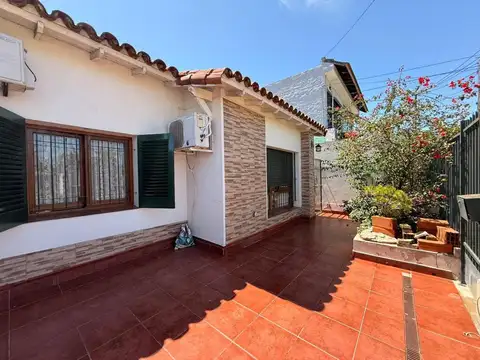 VENTA PH 4 AMBIENTES MORÓN PATIO LAVADERO