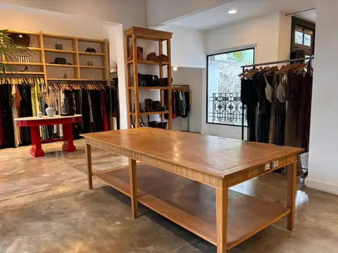 Local en Alquiler en Centro, USD 7.000