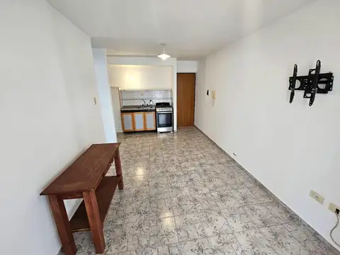 Departamento en Alquiler en Alberdi, $ 520.000