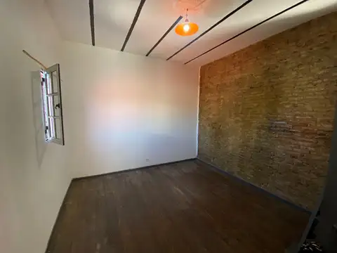 PH 2 Ambientes - 1er Piso por Escalera - C/ Terraza - Avellaneda