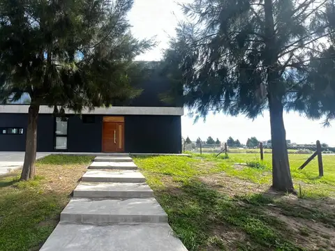 Casa en Venta en El Naudir, USD 390.000